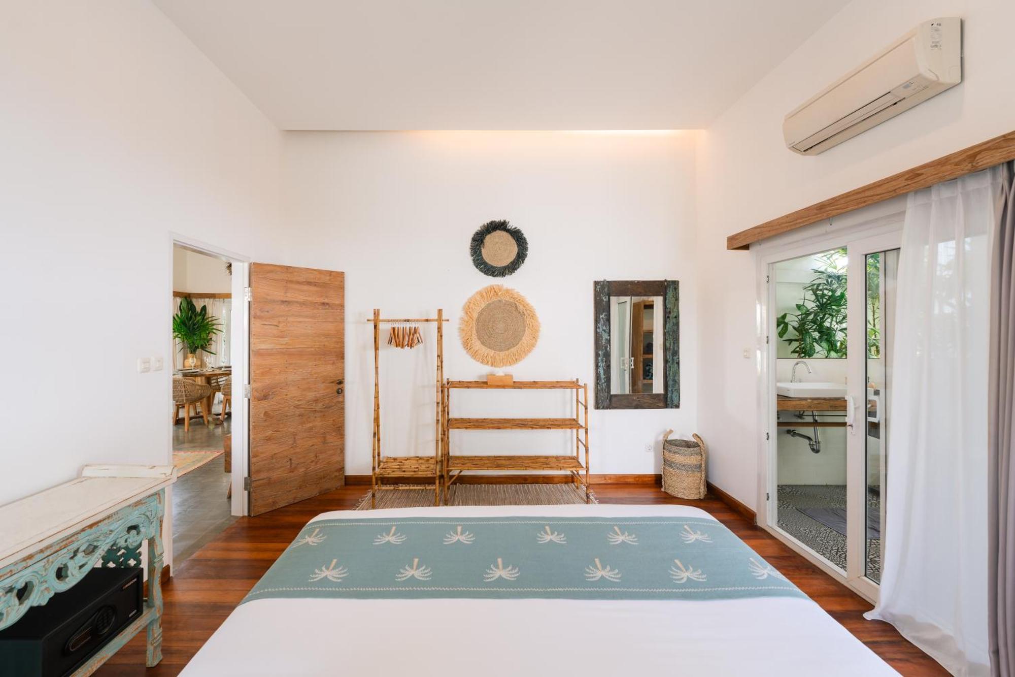 Secret Haven Cozy 3 Bedroom Private Pool Villa Τζίλι Τραγουανγκάν Εξωτερικό φωτογραφία